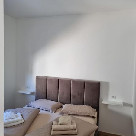 Luxvu Appartement Rogoznica  Buitenkant foto