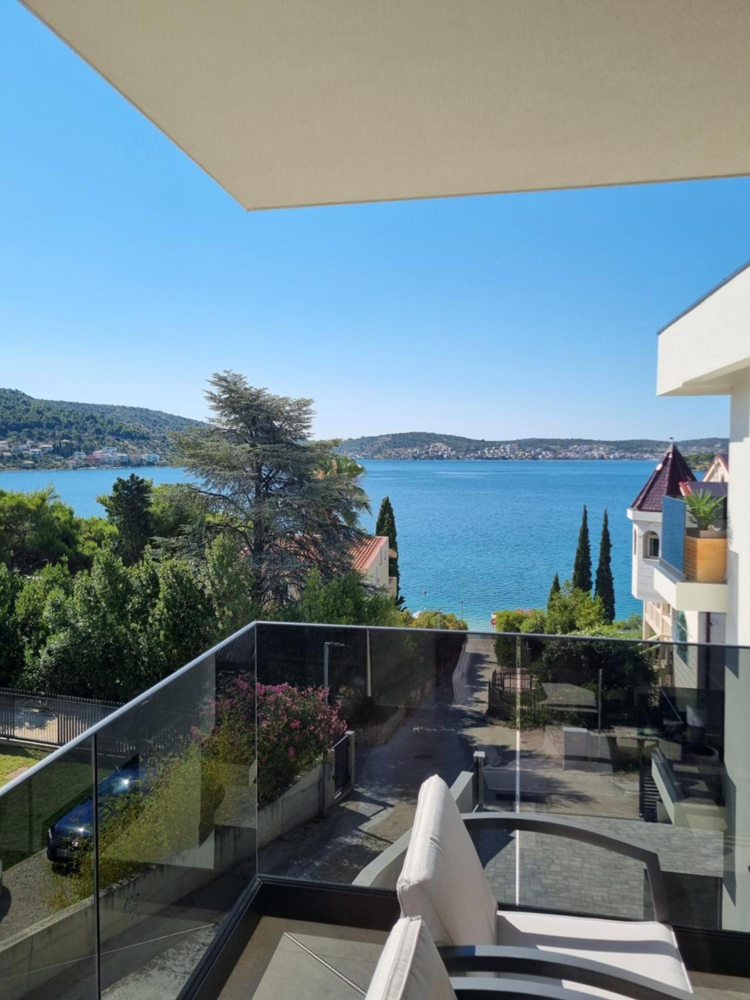 Luxvu Appartement Rogoznica  Buitenkant foto