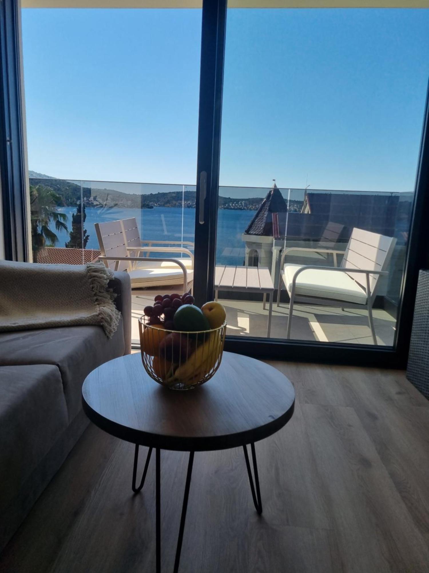 Luxvu Appartement Rogoznica  Buitenkant foto