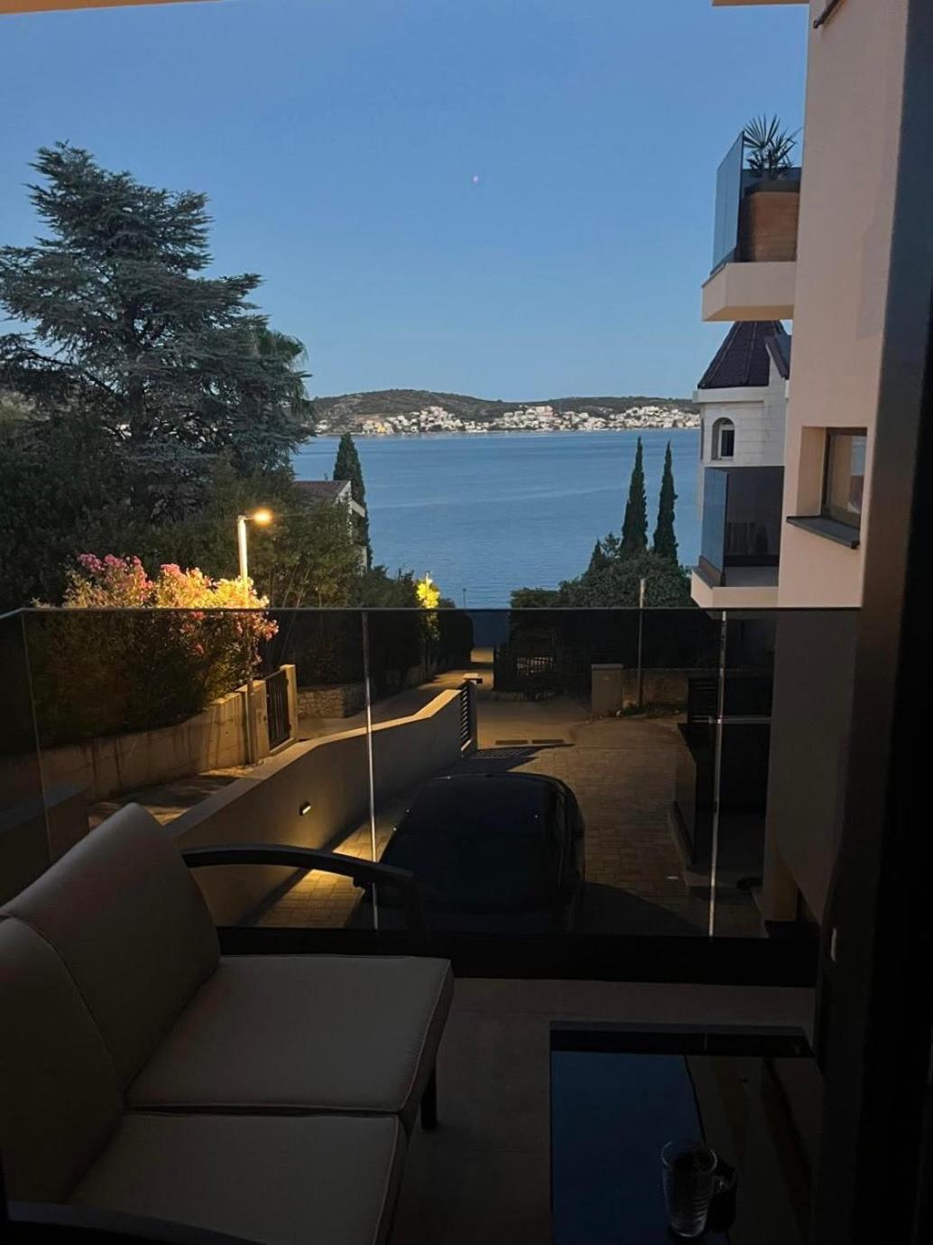 Luxvu Appartement Rogoznica  Buitenkant foto