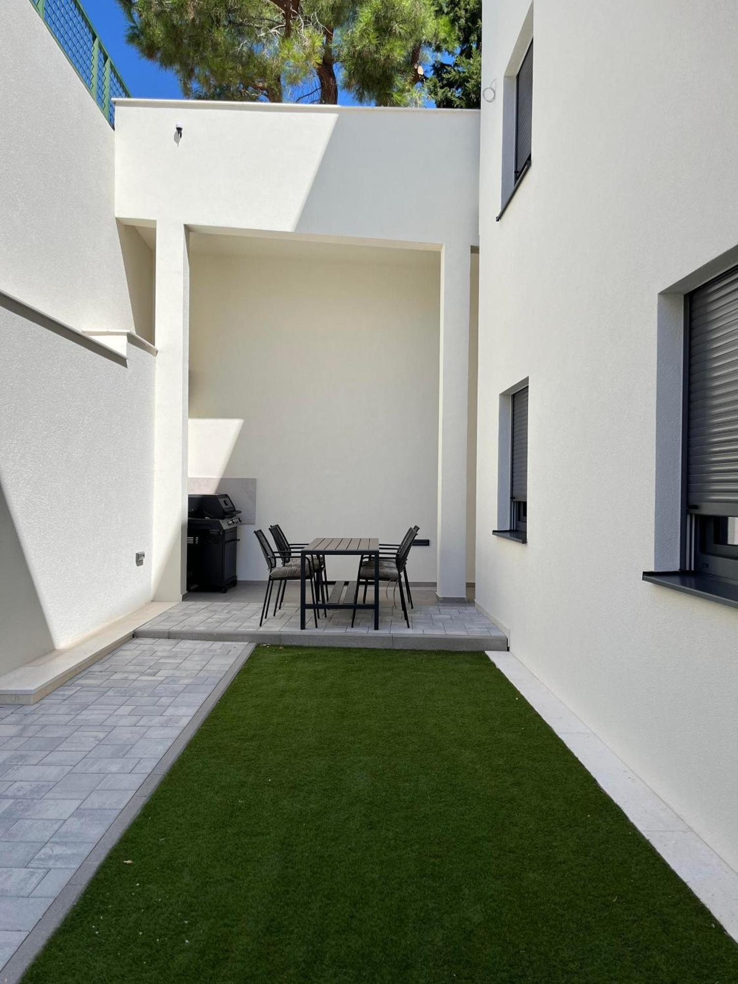 Luxvu Appartement Rogoznica  Buitenkant foto